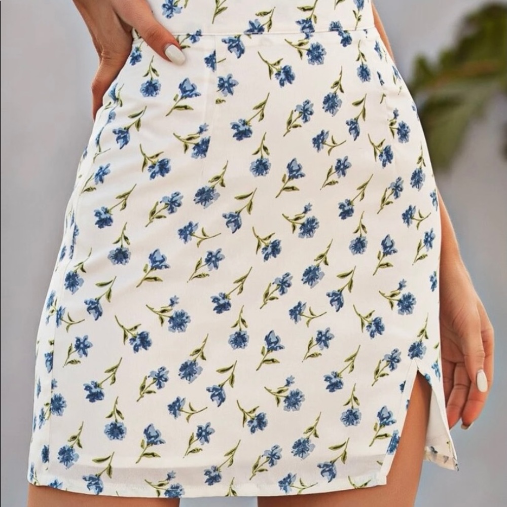 floral skirt